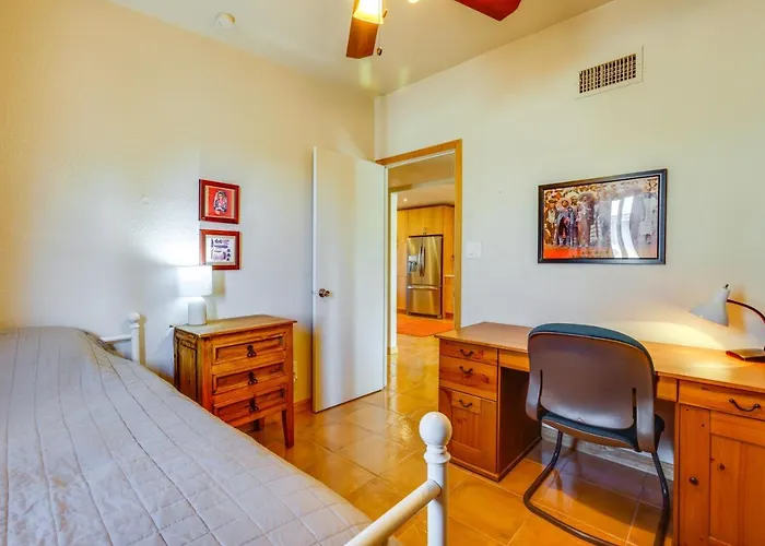 2 Mi To Asu! Updated Family W/ Patio + Yard *